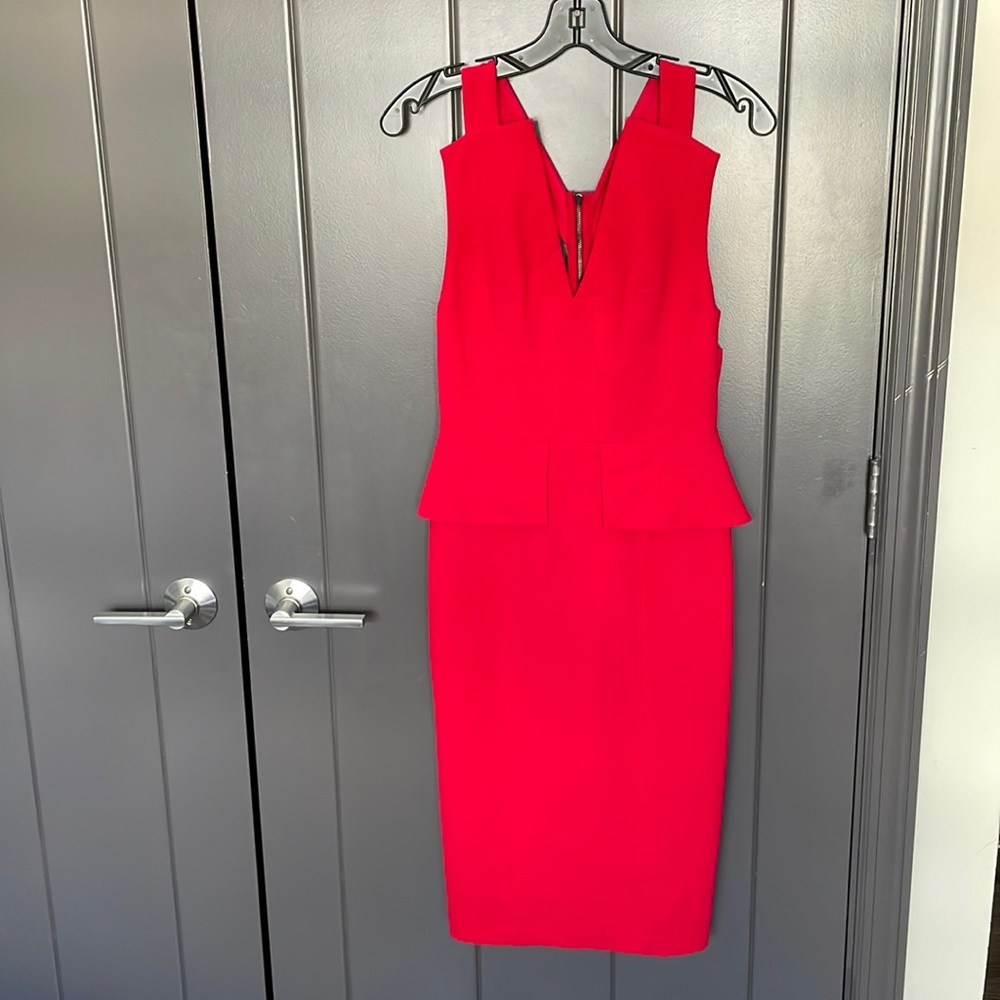 Red BCBG MAXAZRIA MIDI DRESS ON full body zipper